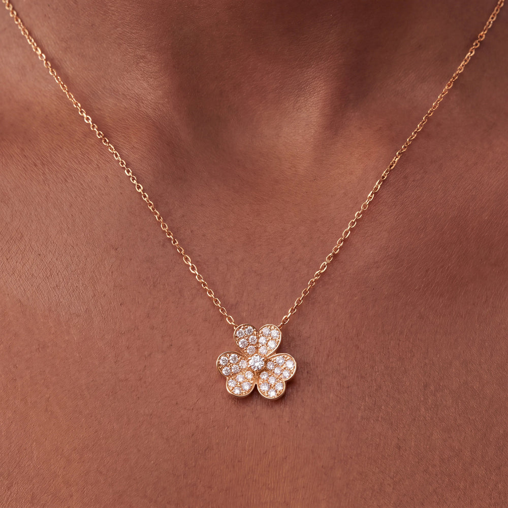 Frivole Lumina Pendant Necklace