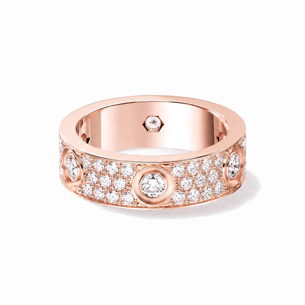 Love Classic Paved Ring