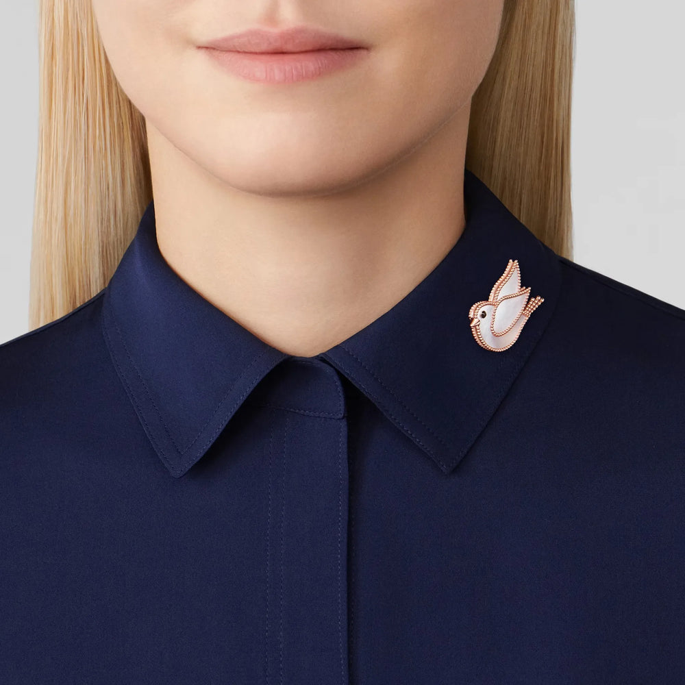 Lucky Spring Colombe Nacre Brooch