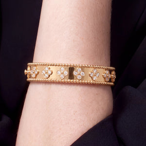Perlee Clovers Signature Bangle