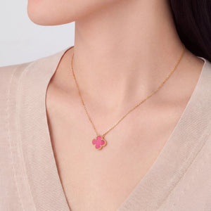 Vintage Alhambra Rosalia Pendant Necklace